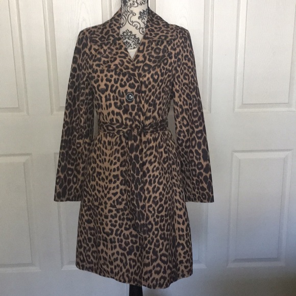 brandon thomas Jackets & Blazers - Brandon Thomas woman rain coat
